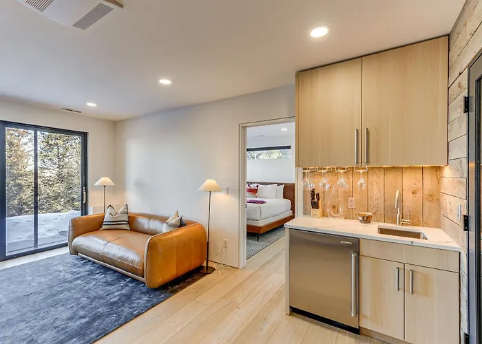 Holiday home 1 Mi To Downtown Jackson: Modern Retreat W/ Views Jackson