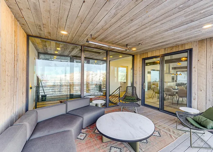 Holiday home 1 Mi To Downtown Jackson: Modern Retreat W/ Views