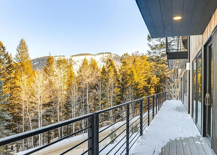 1 Mi To Downtown Jackson: Modern Retreat W/ Views Jackson
