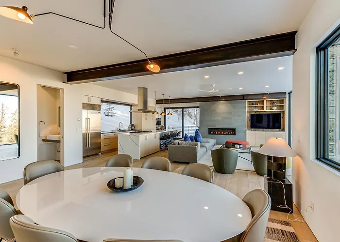 1 Mi To Downtown Jackson: Modern Retreat W/ Views * Jackson