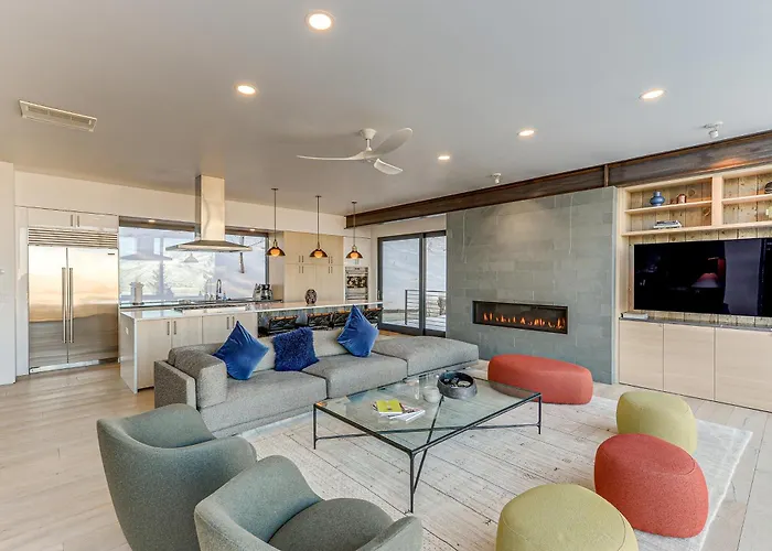 Holiday home 1 Mi To Downtown Jackson: Modern Retreat W/ Views *